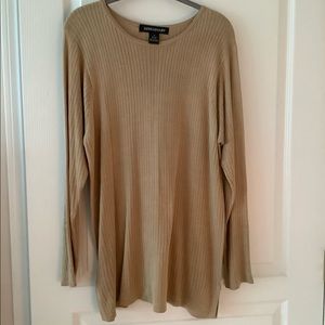 Gold ribbed knit long sleeve sweater